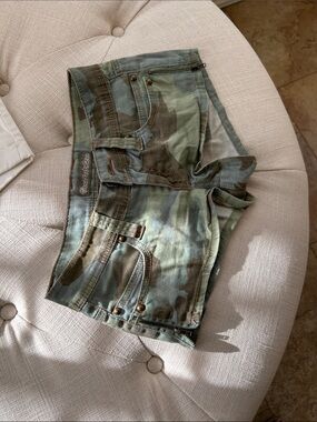 Vanilla Star Green Camo Denim Shorts